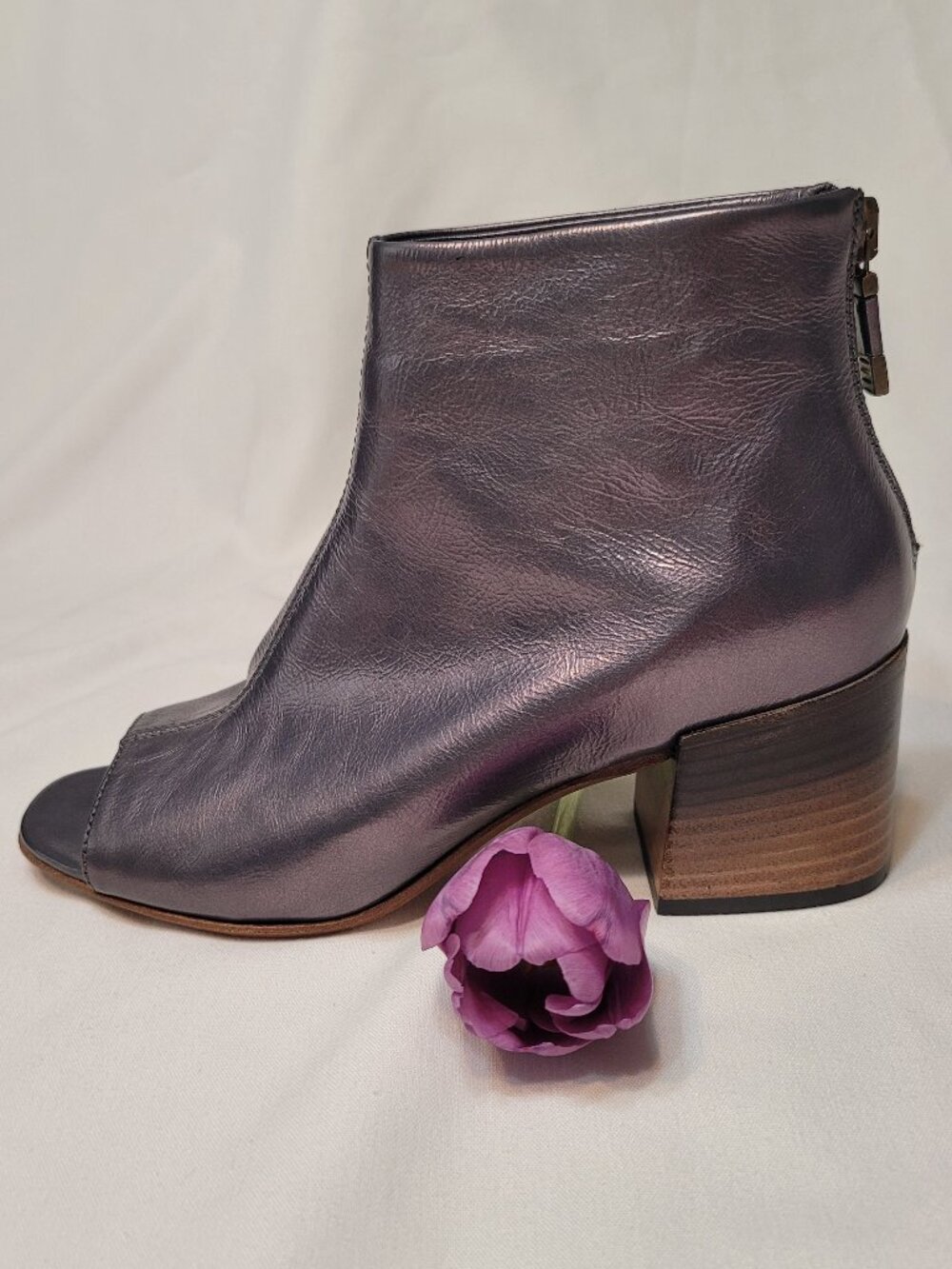 Alberto Fermani Women Sz 35.5, US 5 Pewter Silver Leather Open Toe Ankle Boots